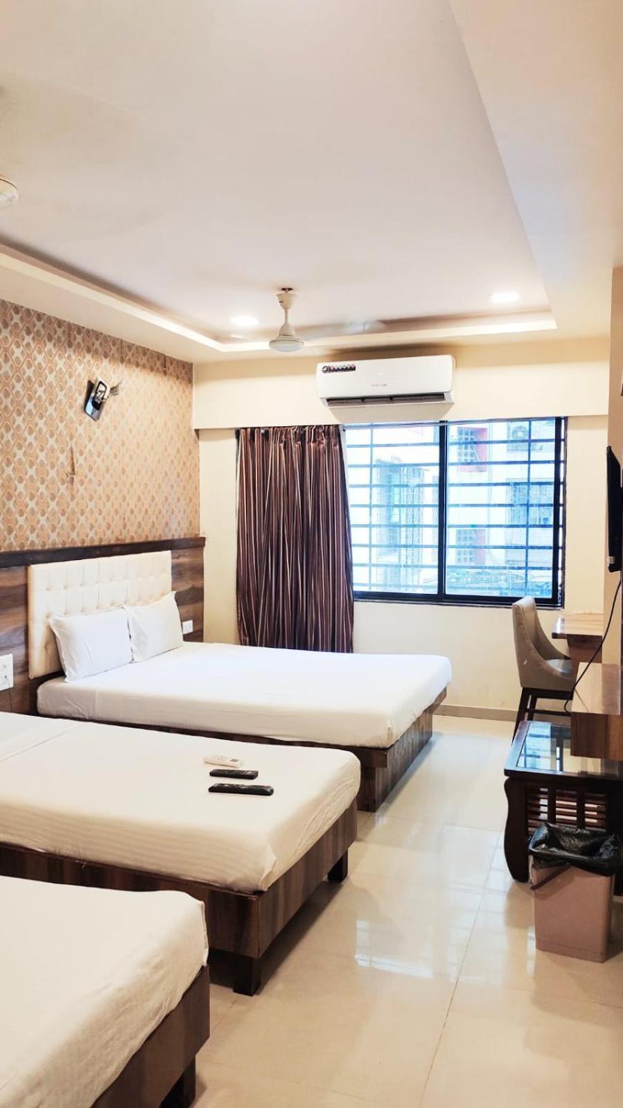 Hotel Golden Park Near Nesco Mumbai Dış mekan fotoğraf